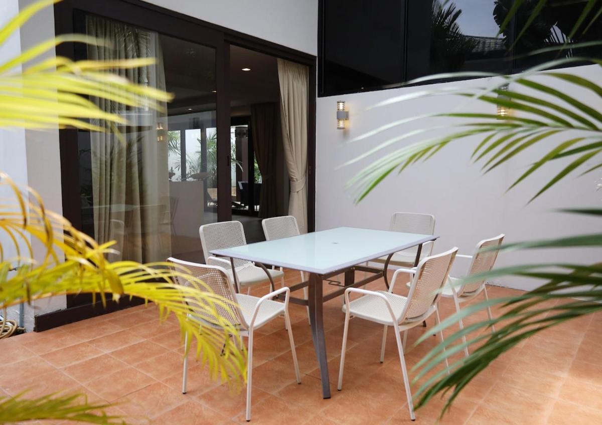 Beautiful 3 bedrooms Villa - Bang Tao Beach Area Ban Pak Lak Buitenkant foto